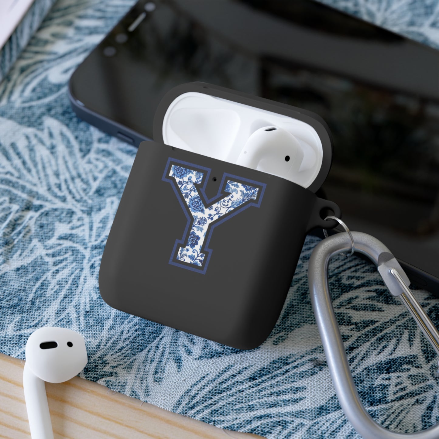 Chinoiserie Letter Y AirPods Case Cover