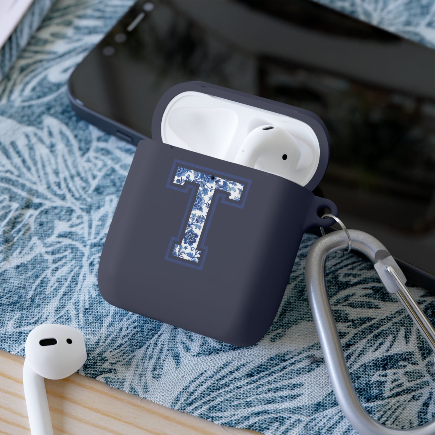 Chinoiserie Letter T AirPods Case Cover