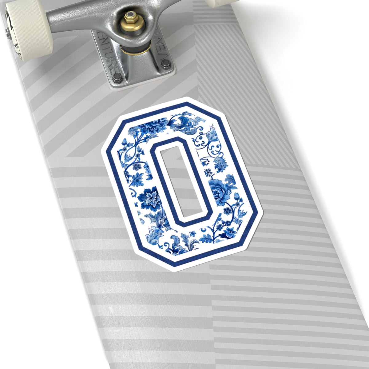 Chinoiserie Letter O Kiss Cut Sticker