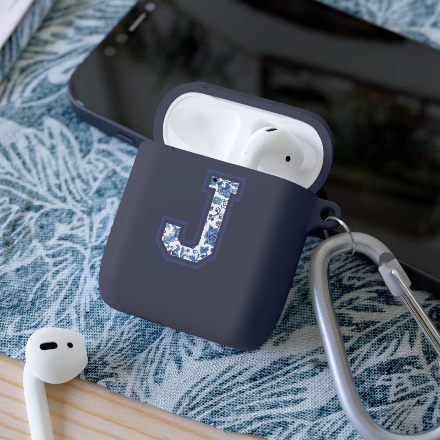 Chinoiserie Letter J AirPods Case Cover