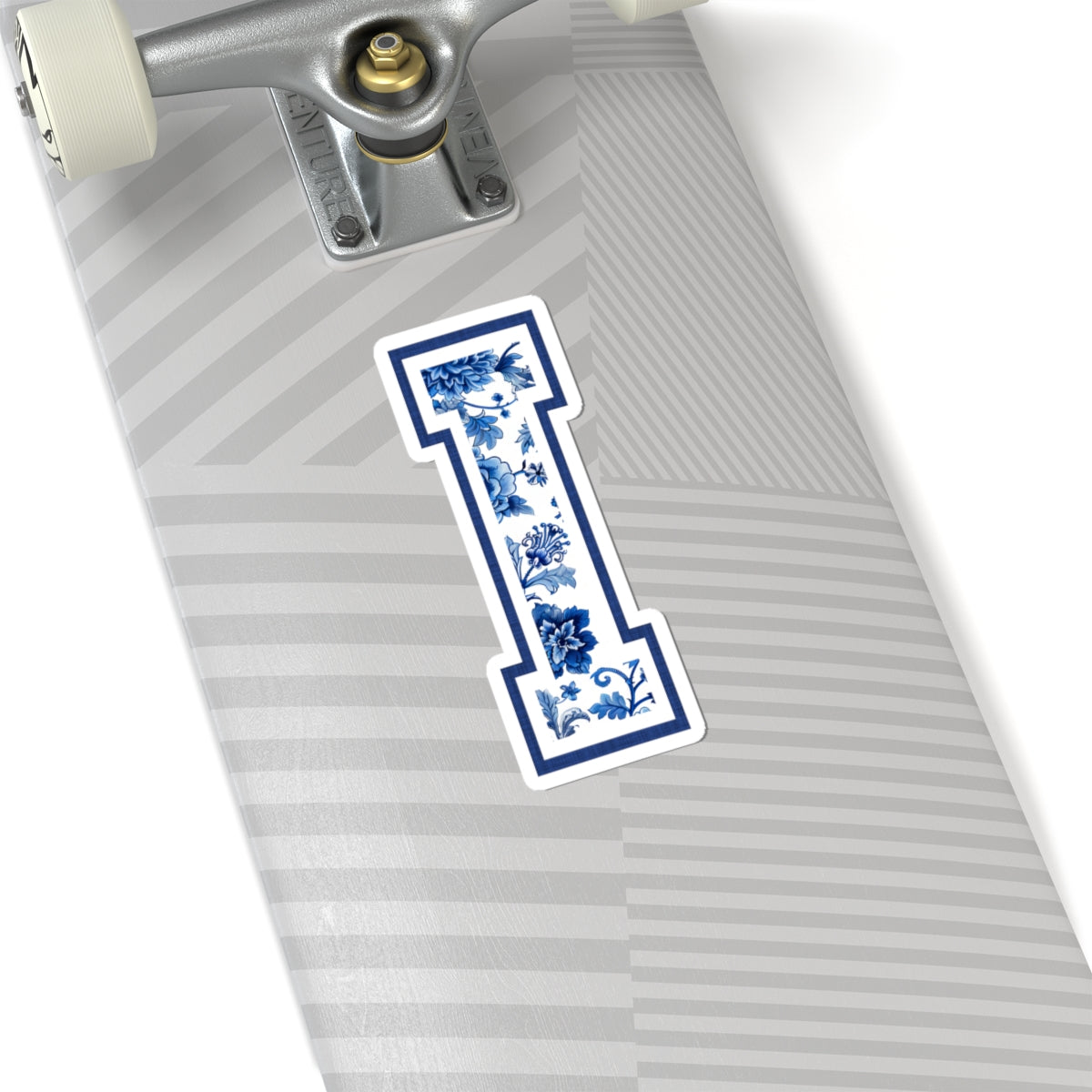 Chinoiserie Letter I Kiss Cut Sticker
