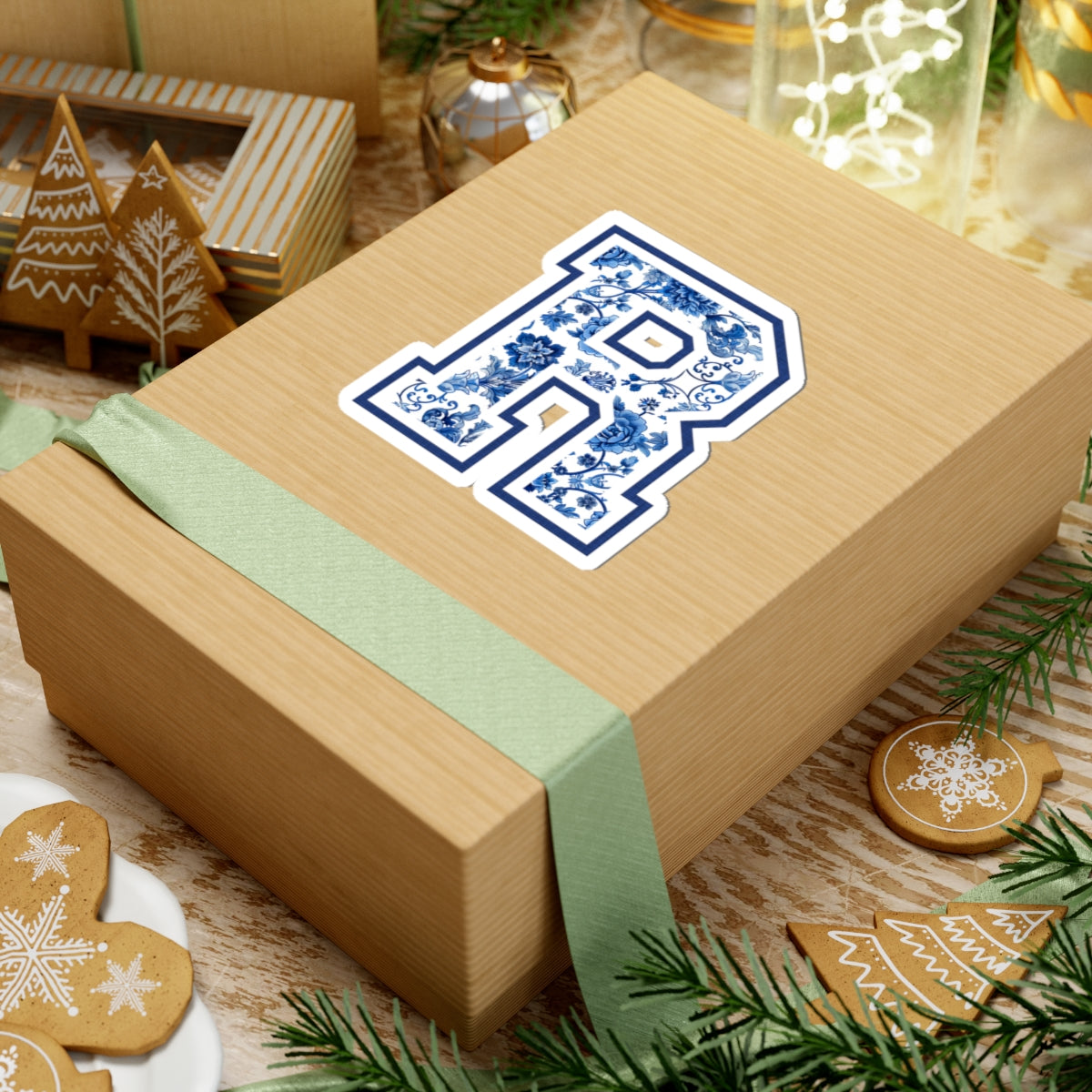 Chinoiserie Letter R Kiss Cut Sticker