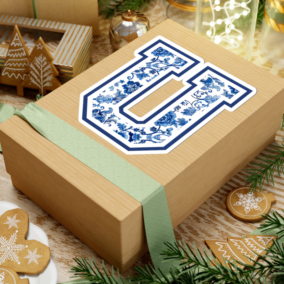 Chinoiserie Letter U Kiss Cut Sticker