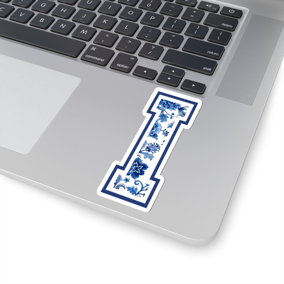 Chinoiserie Letter I Kiss Cut Sticker