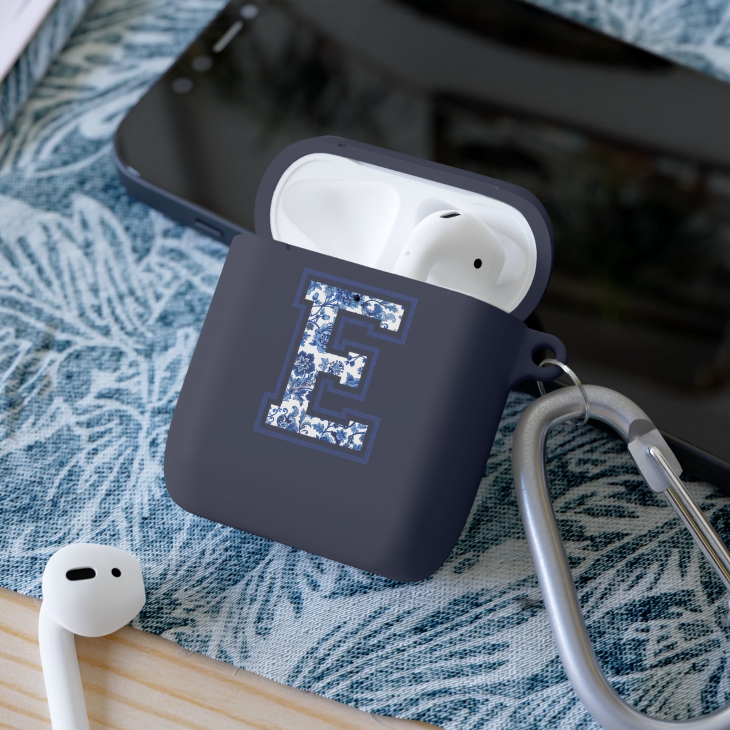 Chinoiserie Letter E AirPods Case Cover