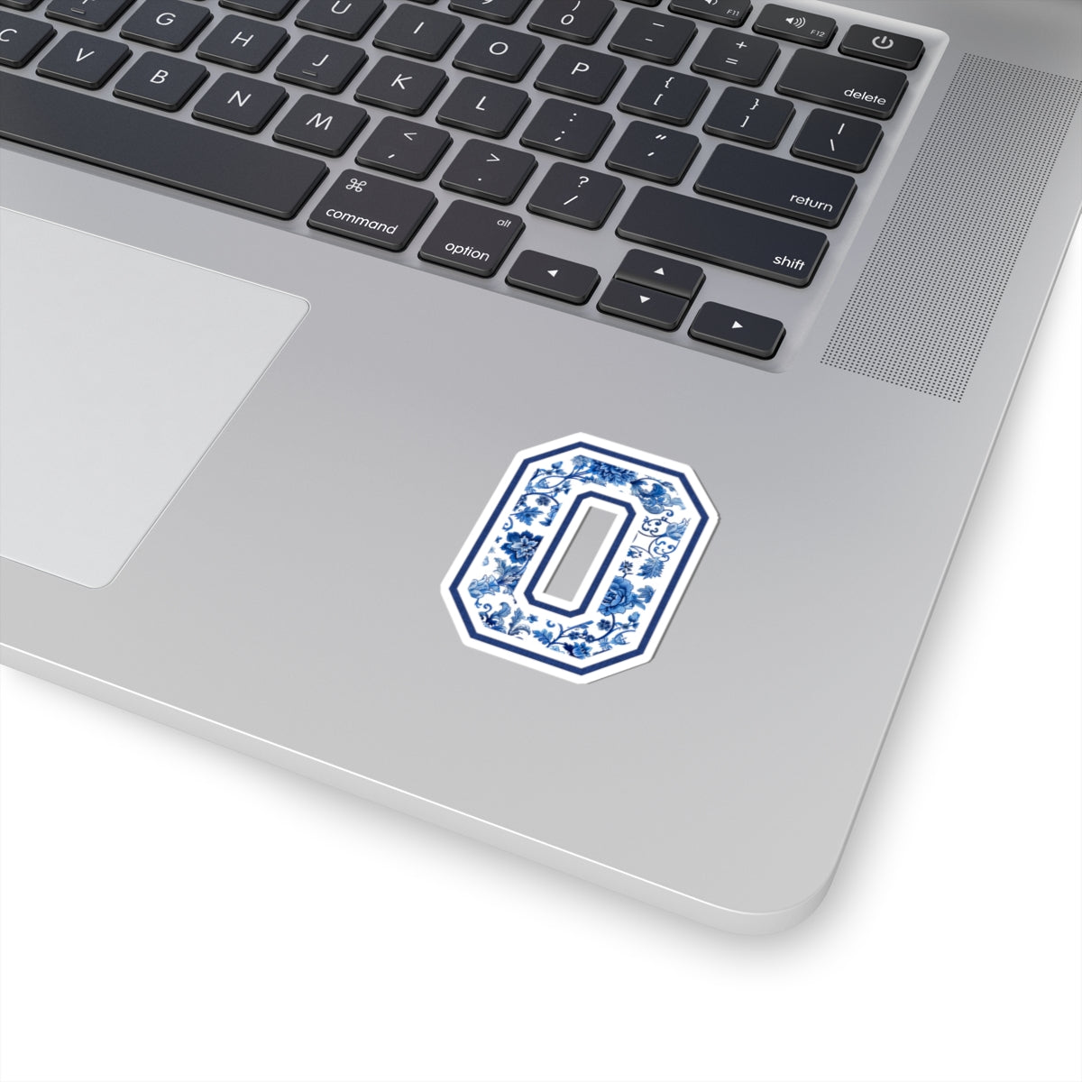 Chinoiserie Letter O Kiss Cut Sticker